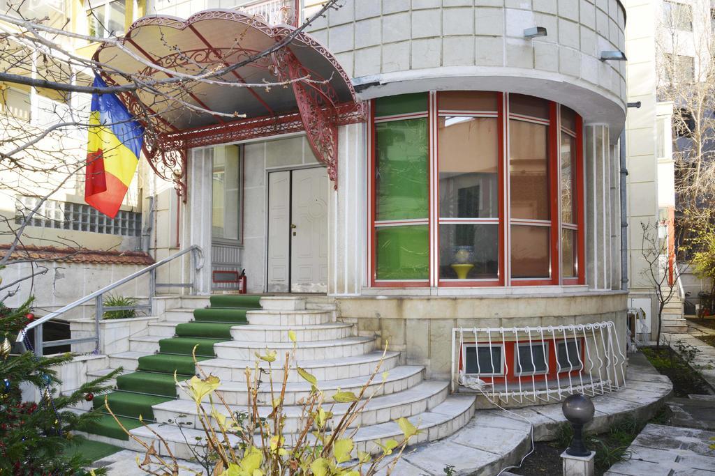 Vila A&B Бухарест Экстерьер фото
